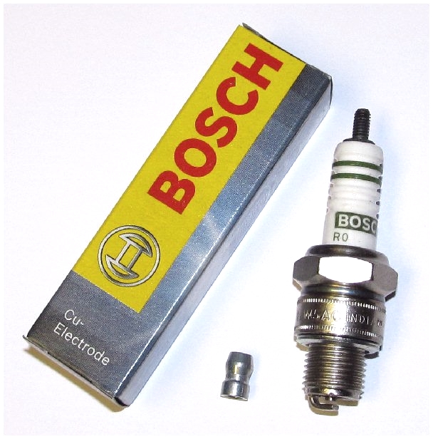 WR4CC Bosch spark plug (BR8ES) Eurocarb
